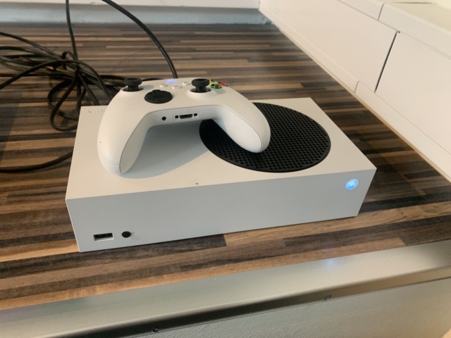 1237294-1 Video Games Microsoft X-Box Series S 512GB