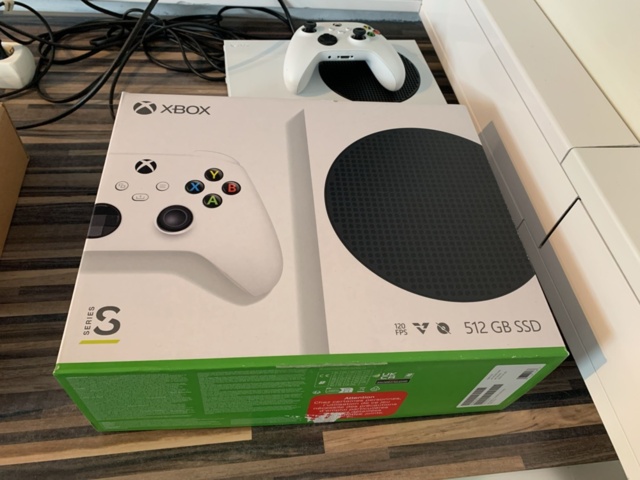 1237294-8 Video Games Microsoft X-Box Series S 512GB