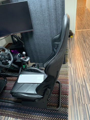 1237326-8 Car simulator/Game rig for car games incl. Acer Predator gaming computer (X-Box/PC)