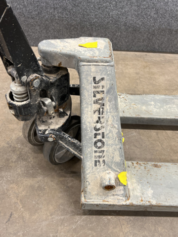 1239490-3 Palldragare Silverstone 2300Kg