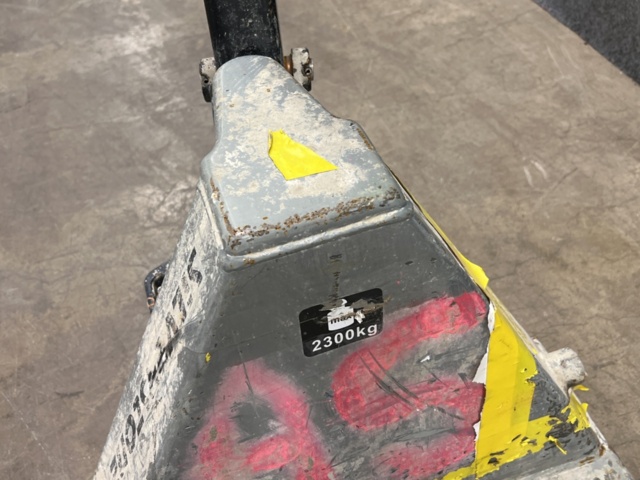 1239490-6 Palldragare Silverstone 2300Kg