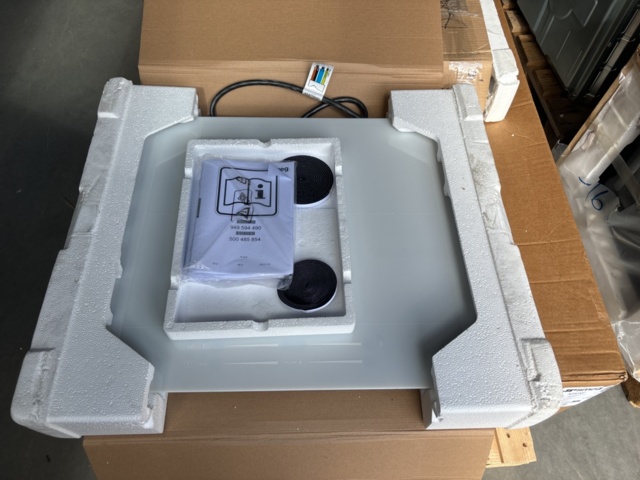 1137552-10 SMEG Induction Hob Universal 60 cm White SI2M7643DW