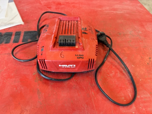 1239539-1 Hilti C 4/36-350 laddare