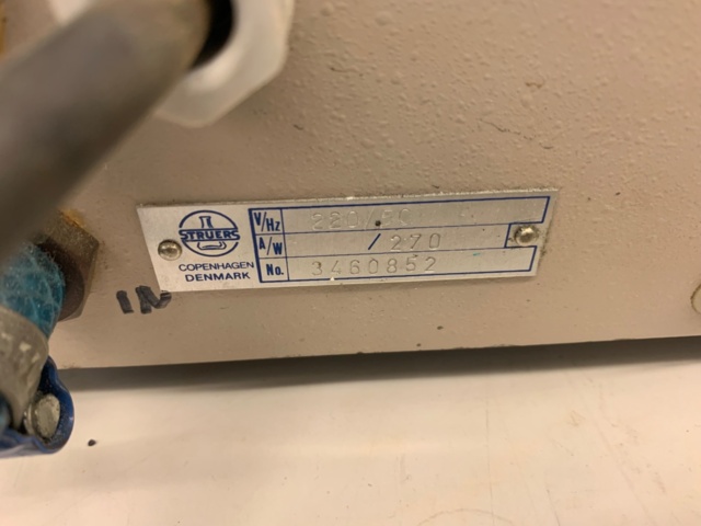 1239808-6 Injection molding machine/press molding machine - Struers Prontopress 9998