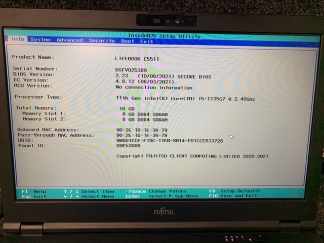 1232246-6 Laptop Fujitsu Lifebook E Series E5511 with dock Fujitsu