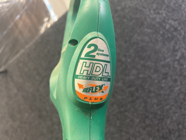 1240835-4 Trimmer Black & Decker GL680 500W