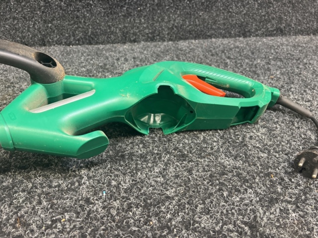 1240835-5 Trimmer Black & Decker GL680 500W