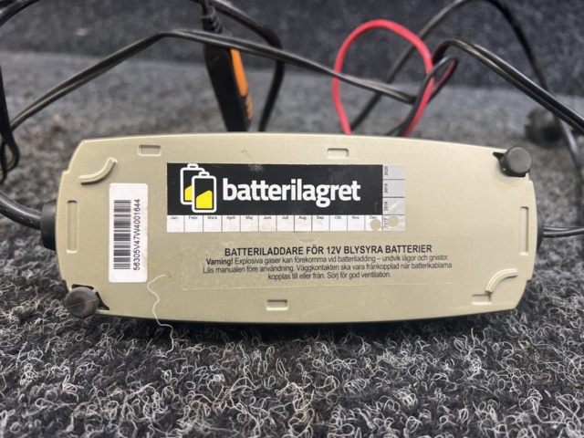 1240844-4 Battery charger Ctek MX 5.0 1075 12V/5A