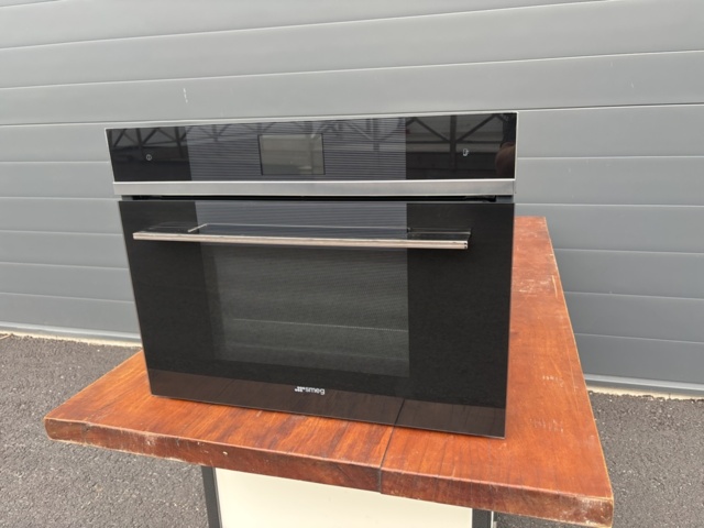 1134463-2 SMEG Combined microwave oven Linea Black SF4104WMCN