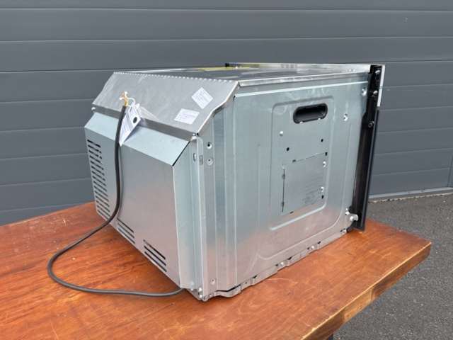 1134463-8 SMEG Combined microwave oven Linea Black SF4104WMCN