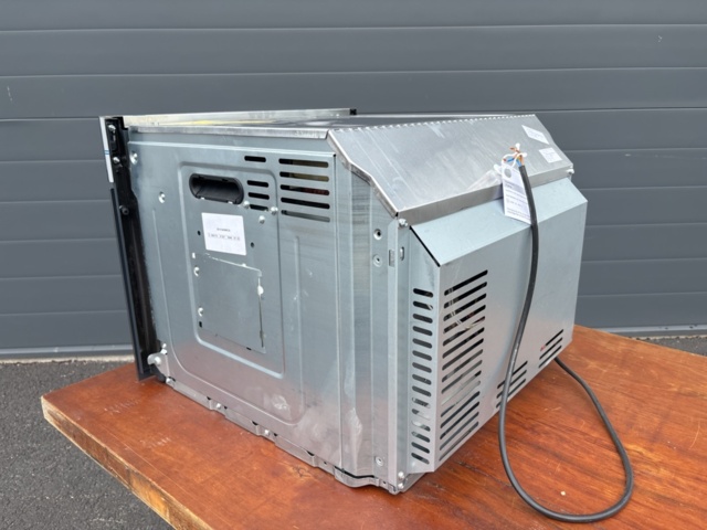 1134463-9 SMEG Combined microwave oven Linea Black SF4104WMCN