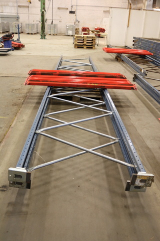 1236058-1 Pallställ Lux 83