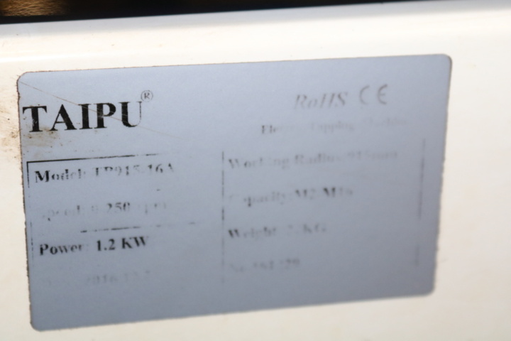 1236061-4 Work table with threading machine & bench drilling machine