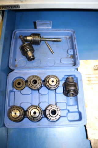 1236061-11 Work table with threading machine & bench drilling machine