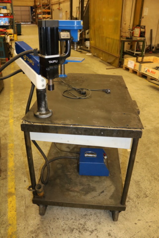 1236061-25 Work table with threading machine & bench drilling machine