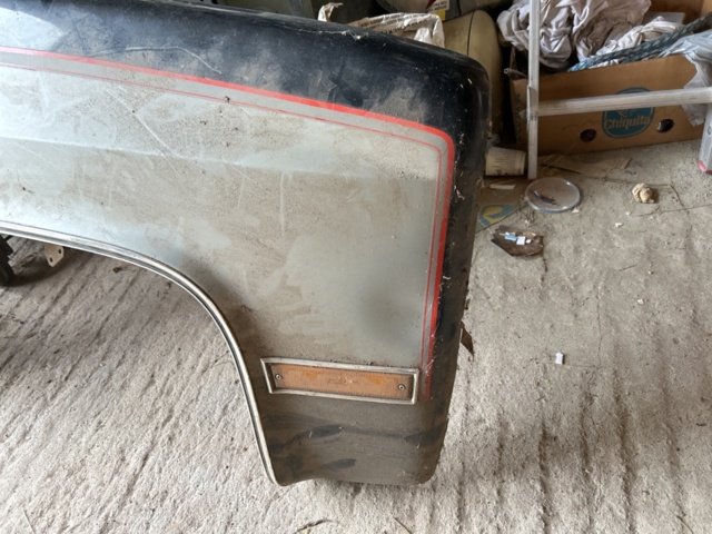 1237354-5 Front fenders Chevrolet K5 Blazer