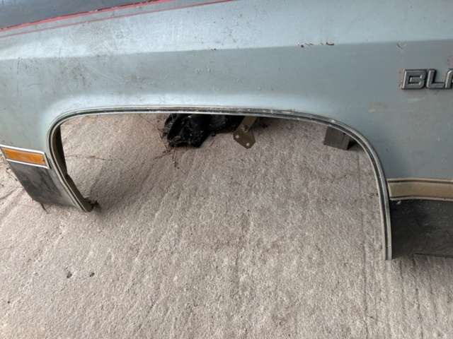 1237354-9 Front fenders Chevrolet K5 Blazer