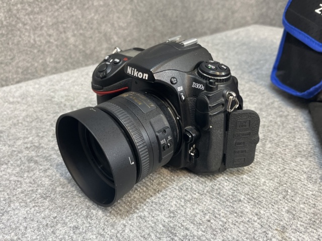 1239833-4 Package with Nikon D300s Camera, 2 lenses and accessories