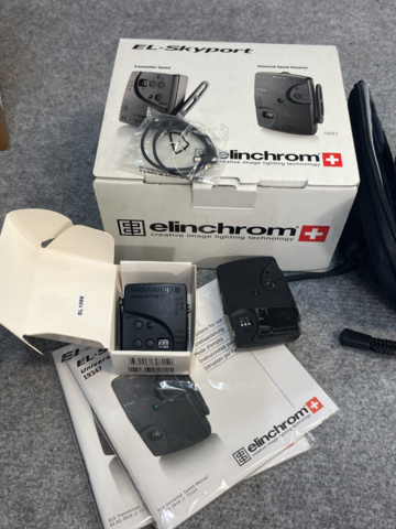 1239833-18 Package with Nikon D300s Camera, 2 lenses and accessories