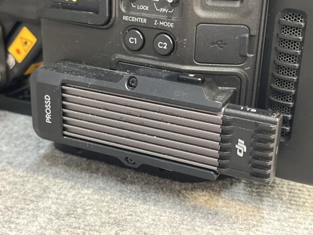 1219828-8 DJI Ronin 4D 4-Axis Cinema Camera 6K Combo with accessories