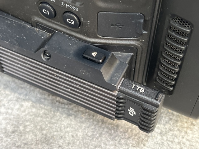 1219828-9 DJI Ronin 4D 4-Axis Cinema Camera 6K Combo with accessories