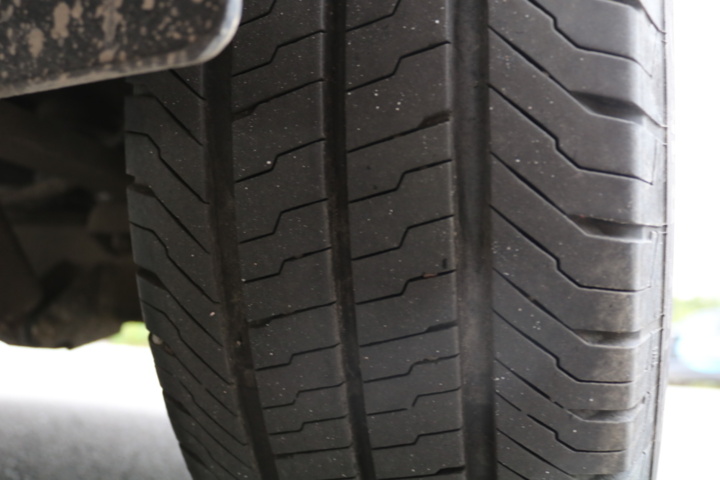 1236066-12 Ford Transit Custom 300 -2022