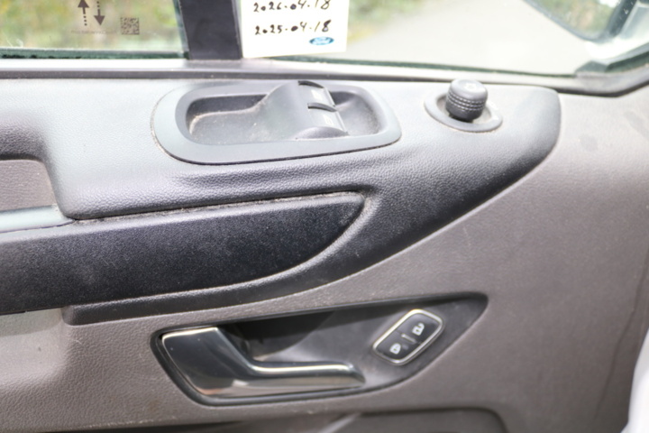 1236066-62 Ford Transit Custom 300 -2022