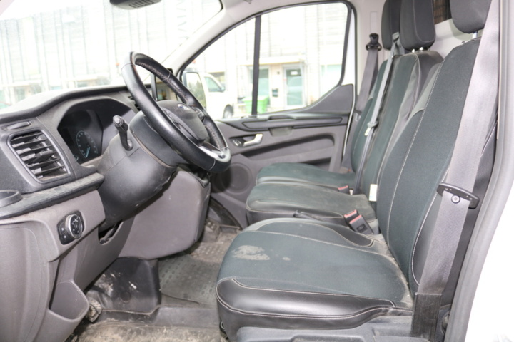 1236066-64 Ford Transit Custom 300 -2022