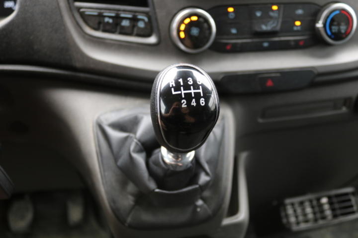 1236066-84 Ford Transit Custom 300 -2022