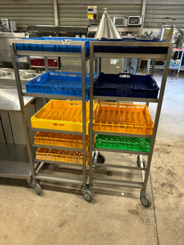 1134706-2 2 st Diskvagnar och 9 st diskbackar