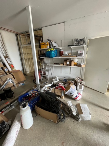 1214915-1 Diverse byggrelaterade objekt