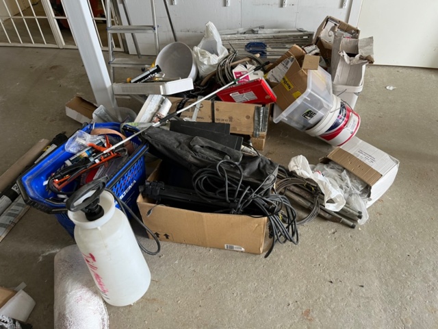 1214915-4 Diverse byggrelaterade objekt