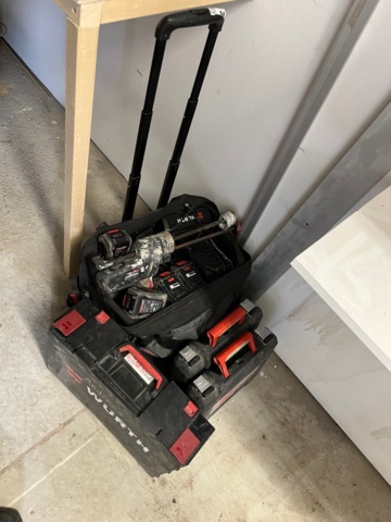 1214946-15 Collection of electric hand tools & accessories - Würth