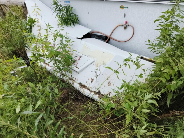 1236853-4 Caravan Kabe Safir 590 GDL -1988 Repair object