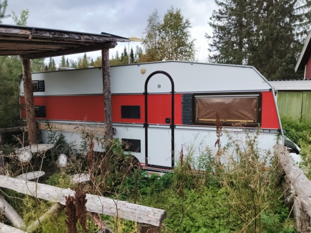 1236853-6 Caravan Kabe Safir 590 GDL -1988 Repair object