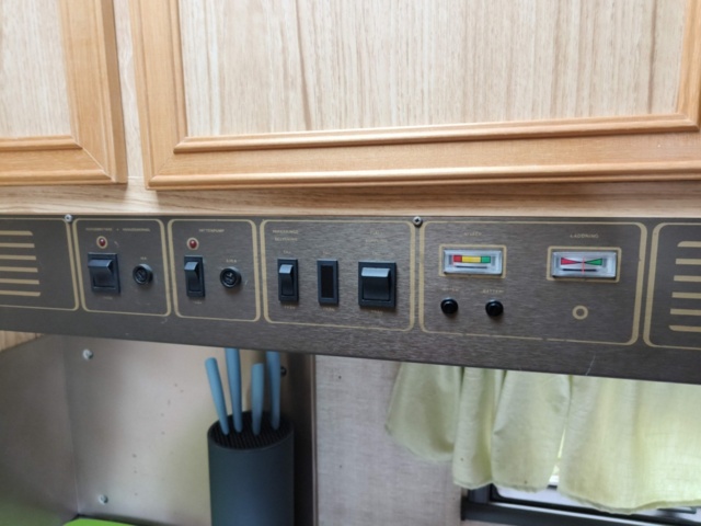 1236853-14 Caravan Kabe Safir 590 GDL -1988 Repair object