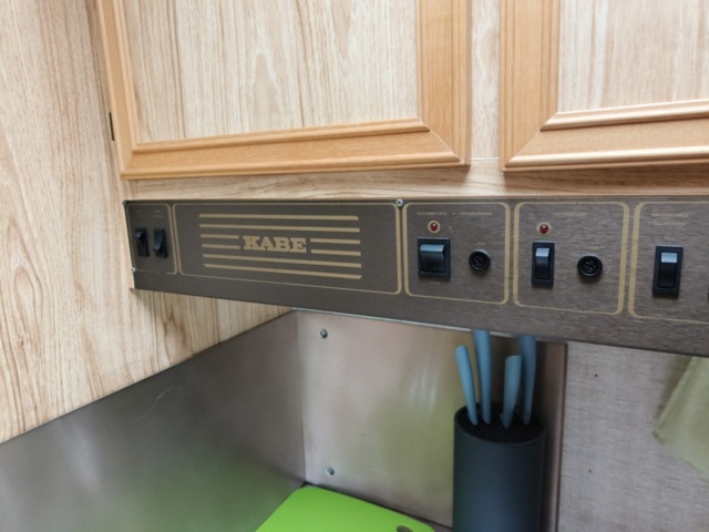 1236853-15 Caravan Kabe Safir 590 GDL -1988 Repair object