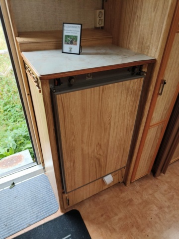 1236853-16 Caravan Kabe Safir 590 GDL -1988 Repair object