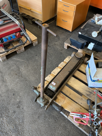 1244001-1 Jack power