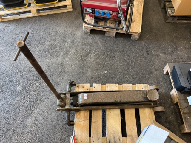 1244001-3 Jack power