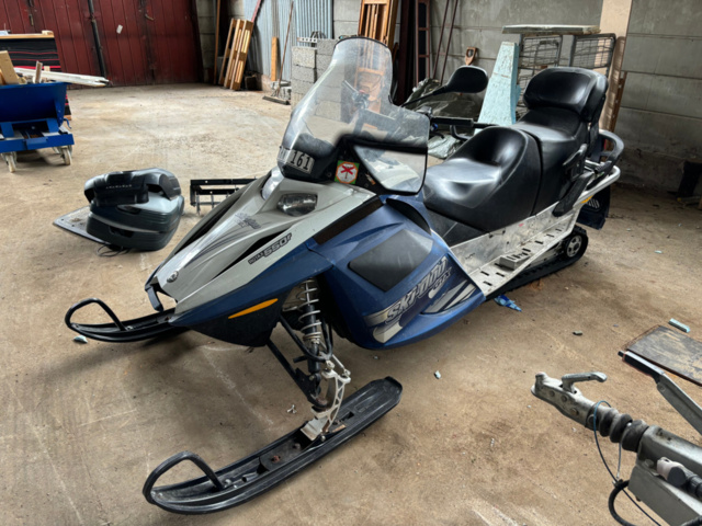 1134990-1 Ski-Doo GTX550 2006