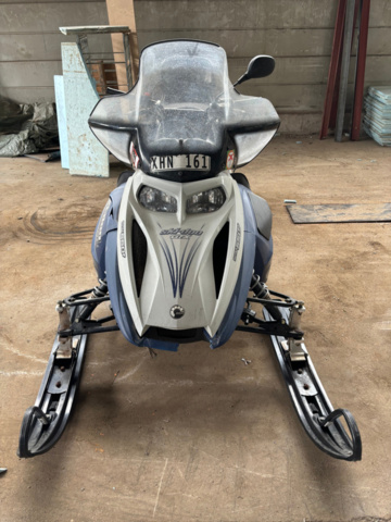 1134990-5 Ski-Doo GTX550 2006