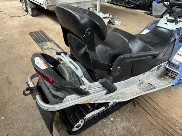 1134990-9 Ski-Doo GTX550 2006