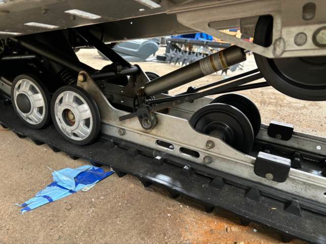 1134990-19 Ski-Doo GTX550 2006