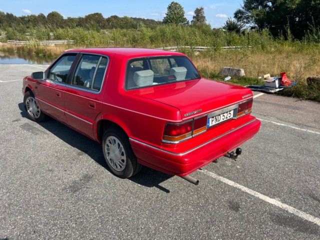 953168-3 Chrysler Saratoga 4-Door Sedan -1992