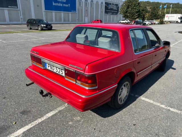 953168-5 Chrysler Saratoga 4-Door Sedan -1992