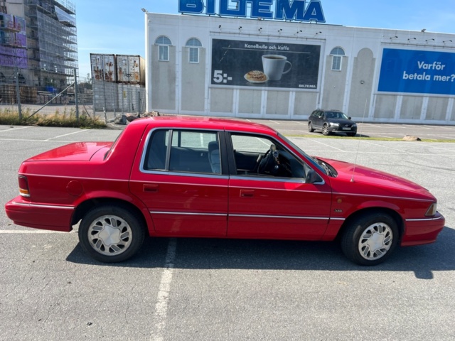 953168-6 Chrysler Saratoga 4-Door Sedan -1992