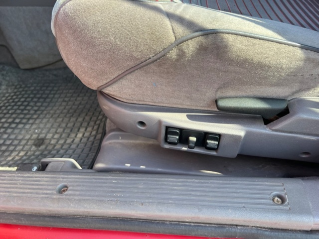 953168-32 Chrysler Saratoga 4-Door Sedan -1992