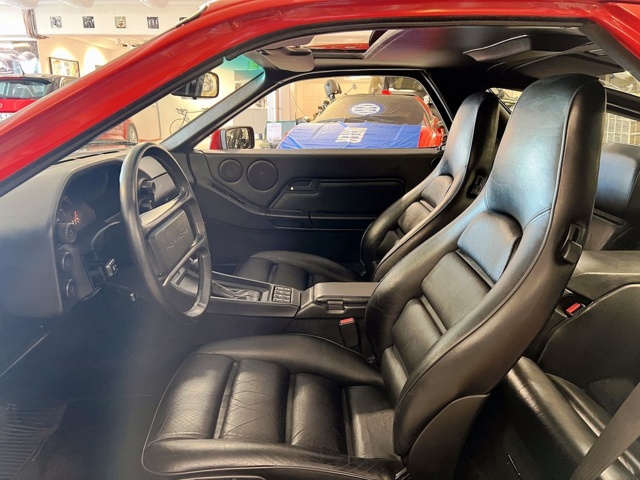 953173-6 Porsche 928 -1989