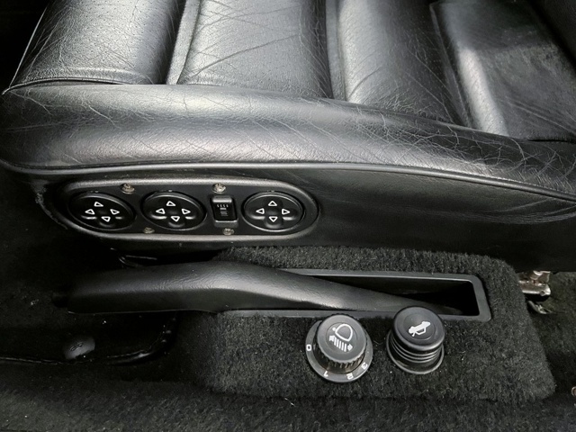 953173-13 Porsche 928 -1989